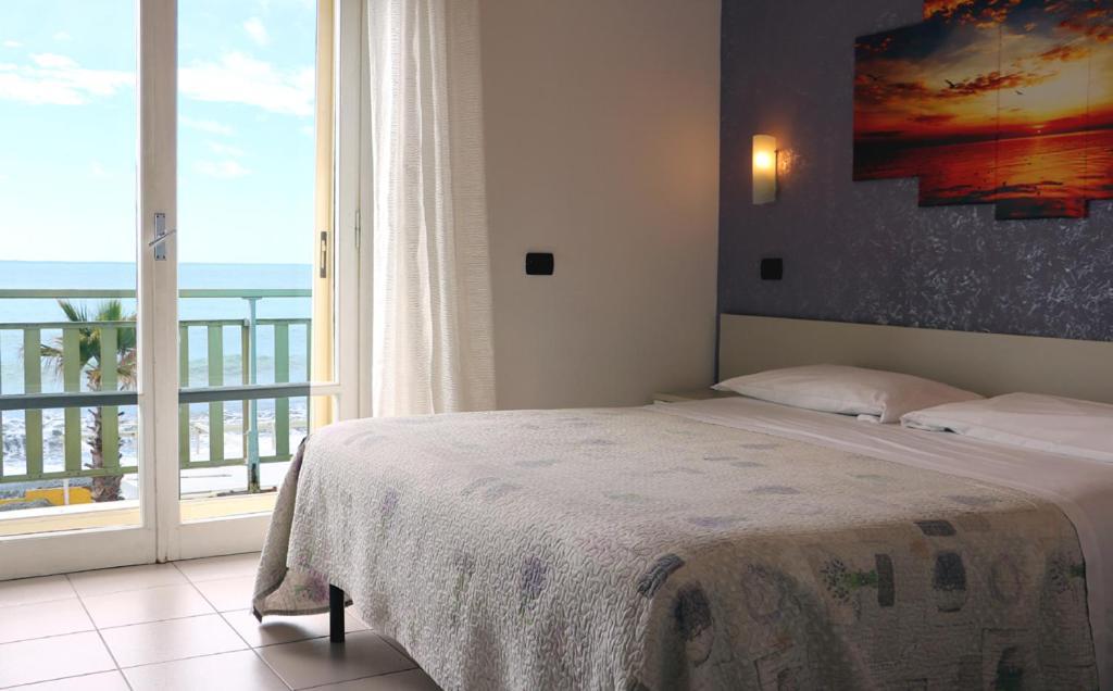Hotel Piccolo Paradiso Bordighera Exterior foto
