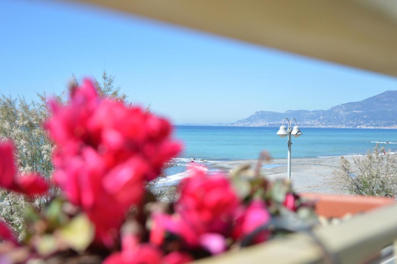 Hotel Piccolo Paradiso Bordighera Exterior foto